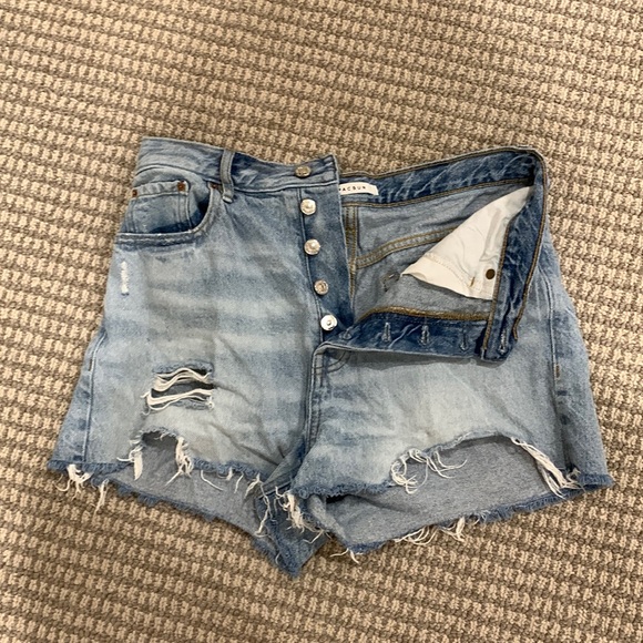 Light denim pacsun shorts ⭐️⭐️ - Picture 1 of 4